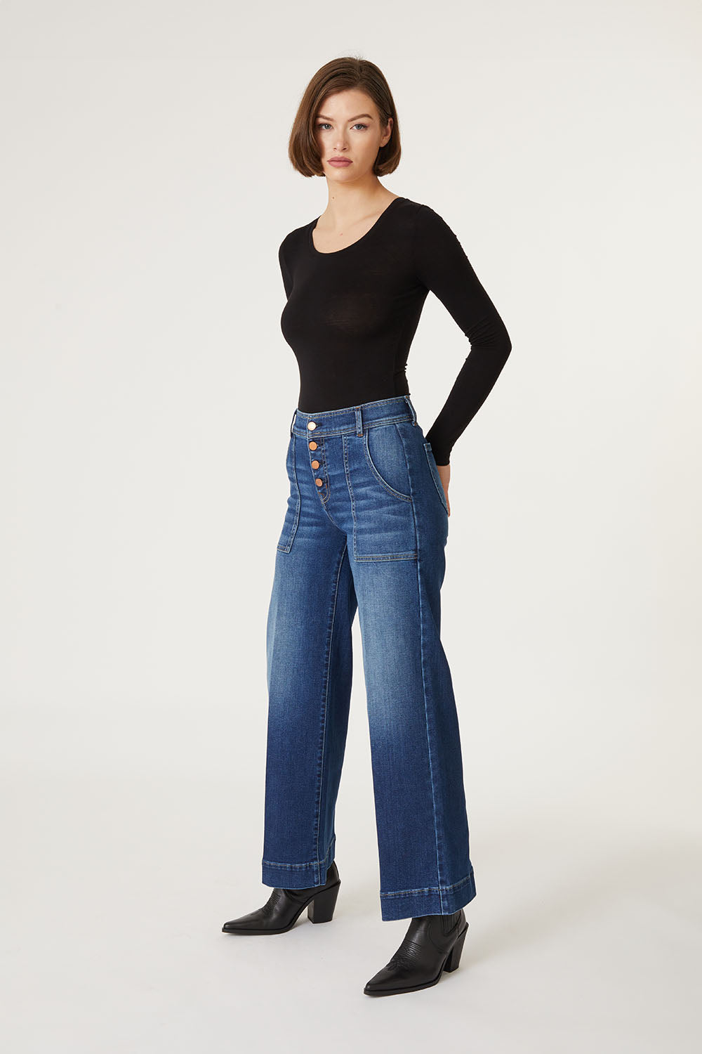 Camille Exposed Button Wide Leg