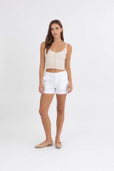 【INCHANT ME】Linen Selvige Half-length Shorts Miss Selfridge linen blend pull on shorts in khaki | ASOS