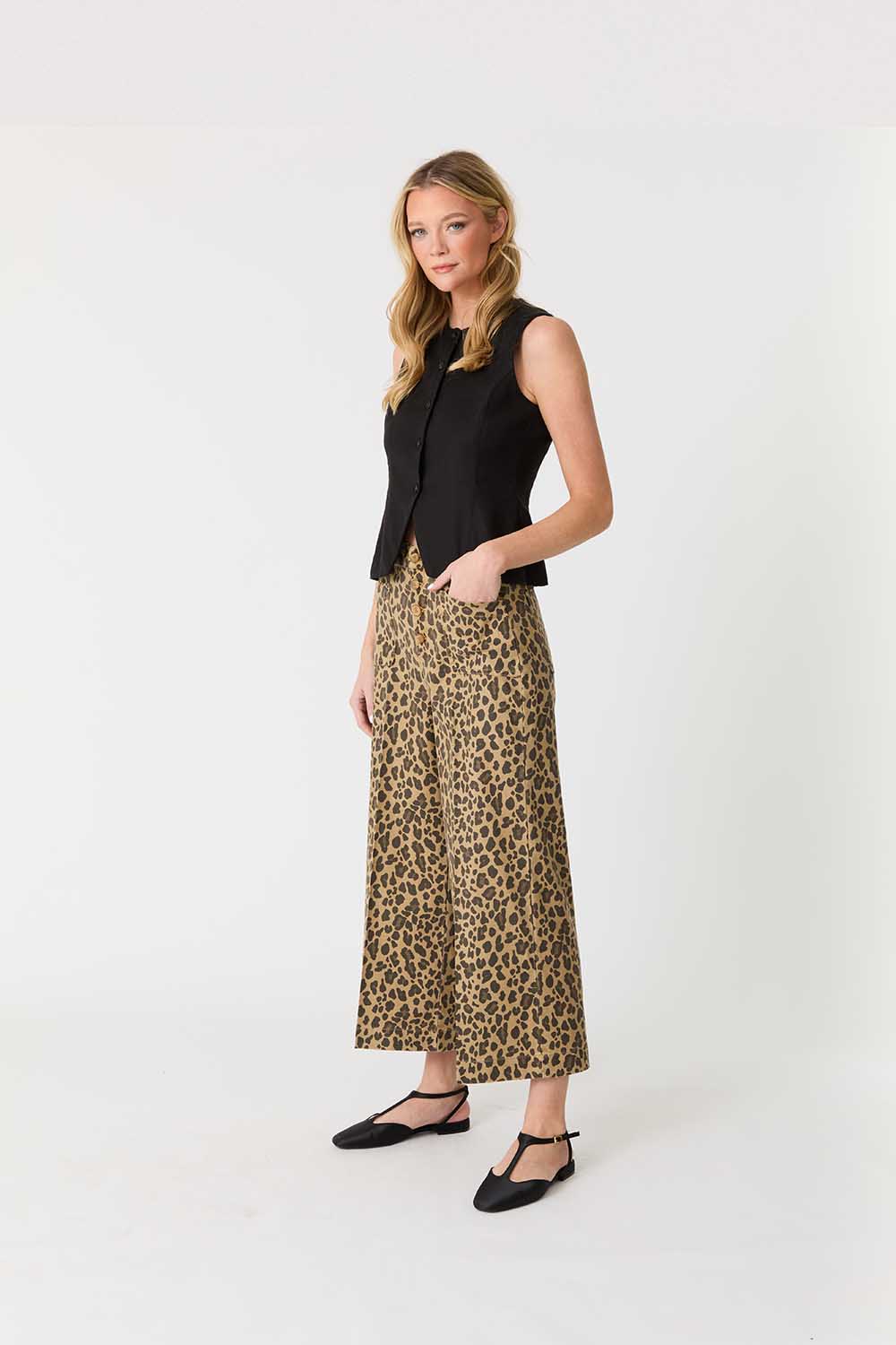 Sophia Effortless Leopard Print Pant