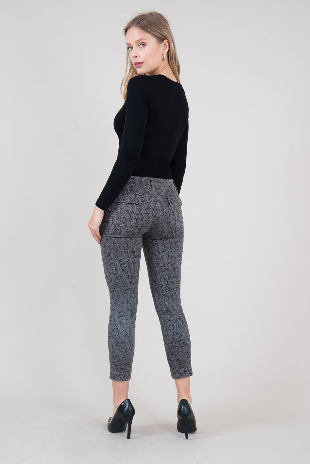 Aiden Exposed Button Pant - level99jeans